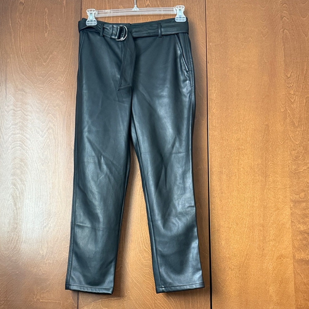 Loft Sz 2 Black Belted Faux Leather Pants EUC